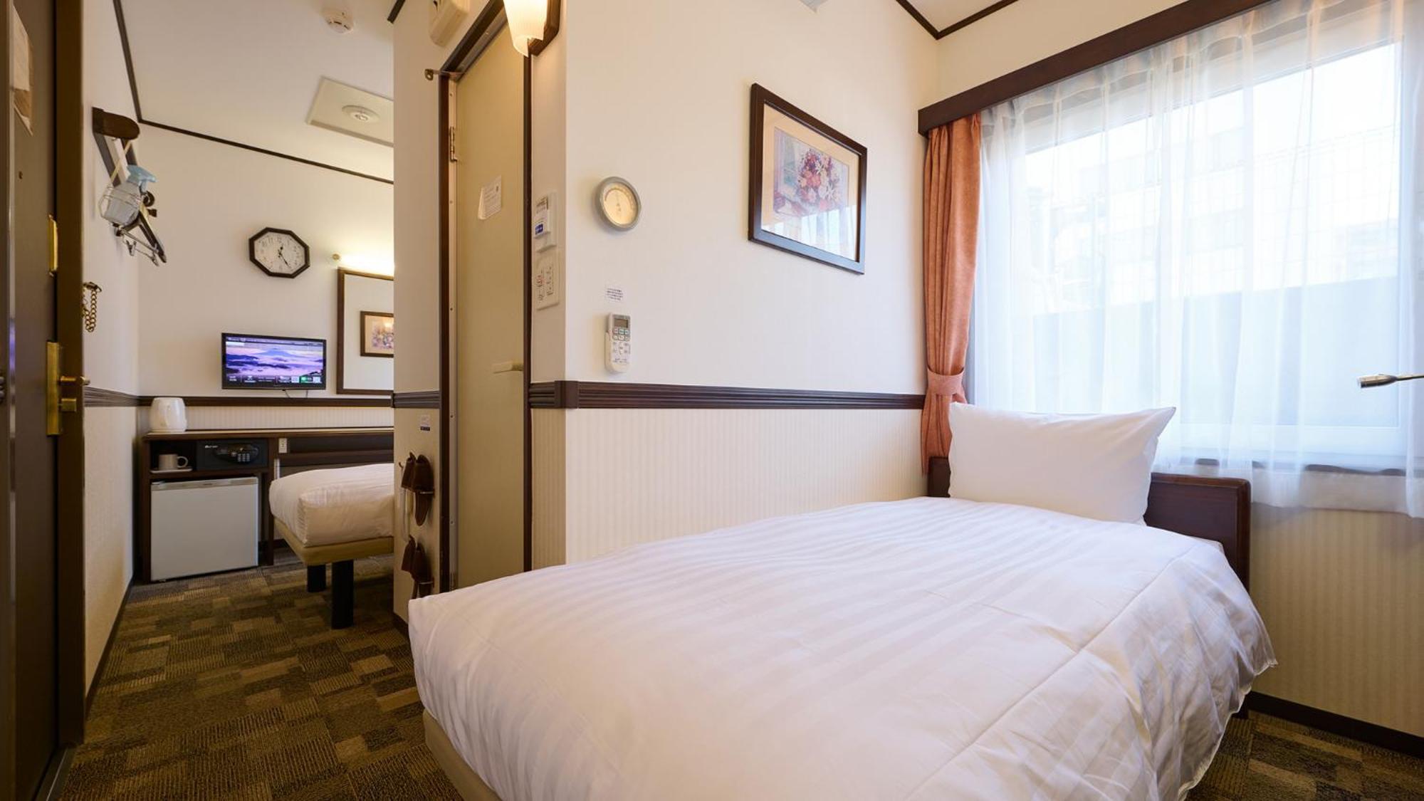 Toyoko Inn Tokyo Akigawa-Eki Kita-Guchi Akiruno Room photo